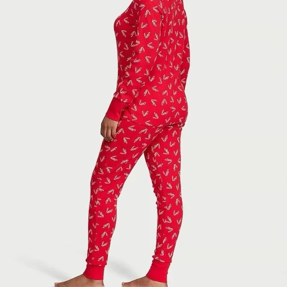 Victoria’s Secret red love thermal pajama set size large - Picture 4 of 5